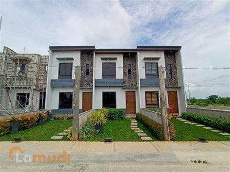 Townhouses in Terrazza Martha Malolos .